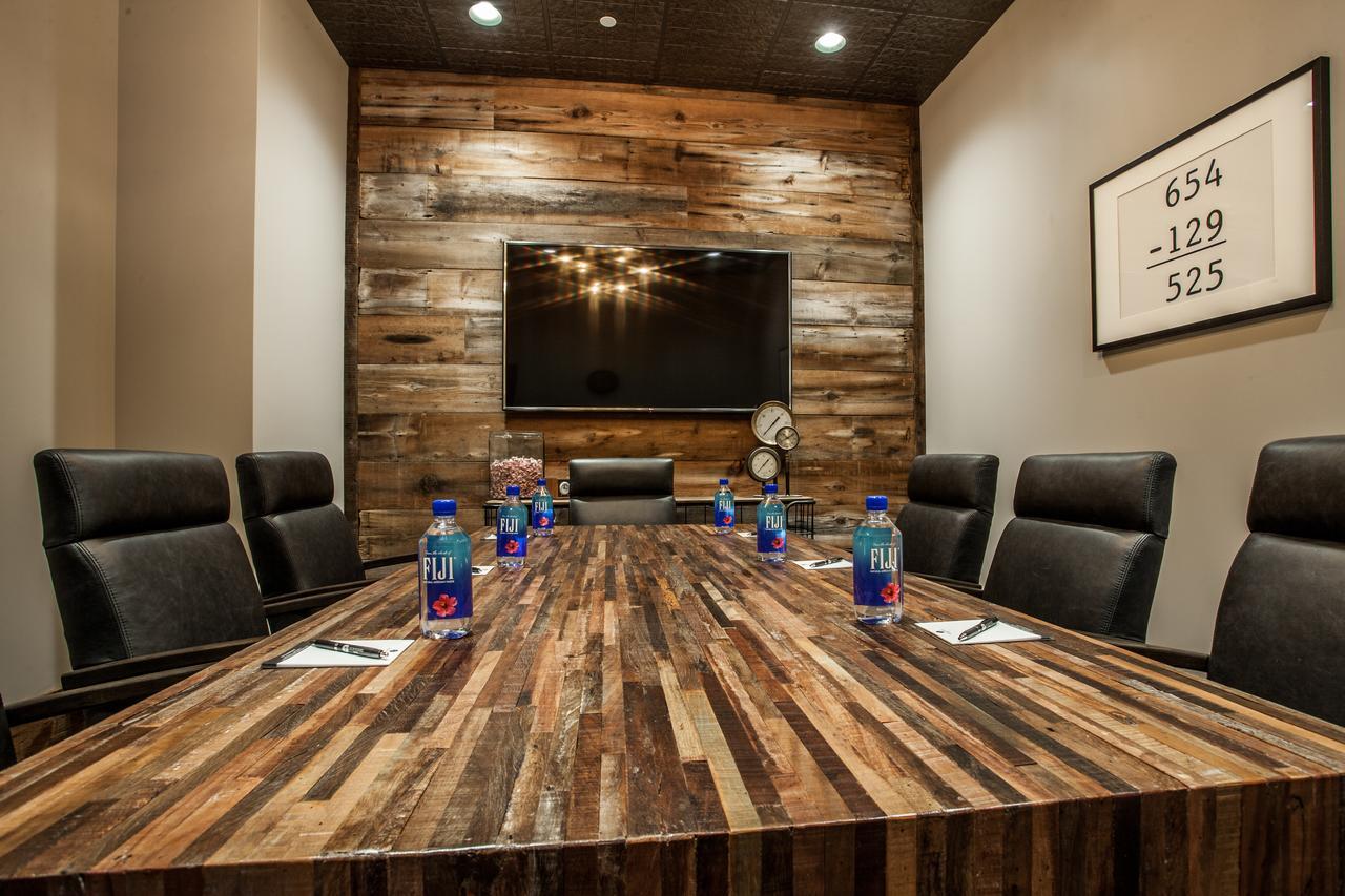 Ironworks Hotel Indy Индианаполис Экстерьер фото