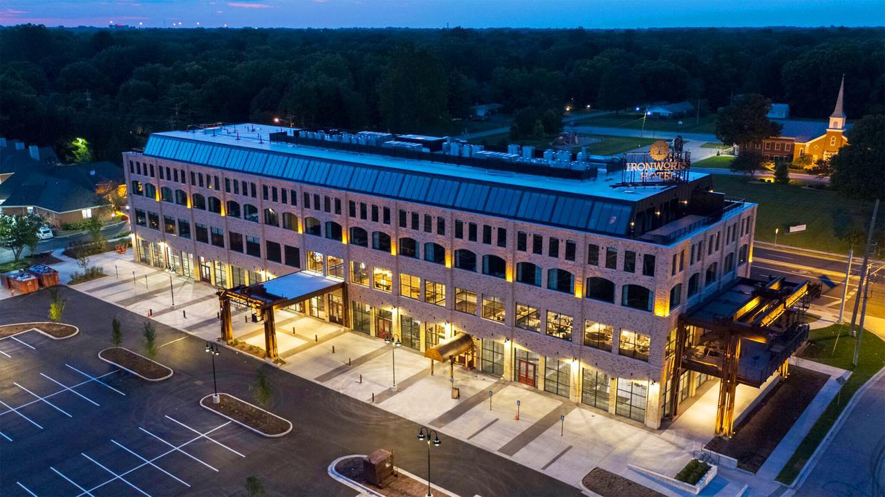 Ironworks Hotel Indy Индианаполис Экстерьер фото
