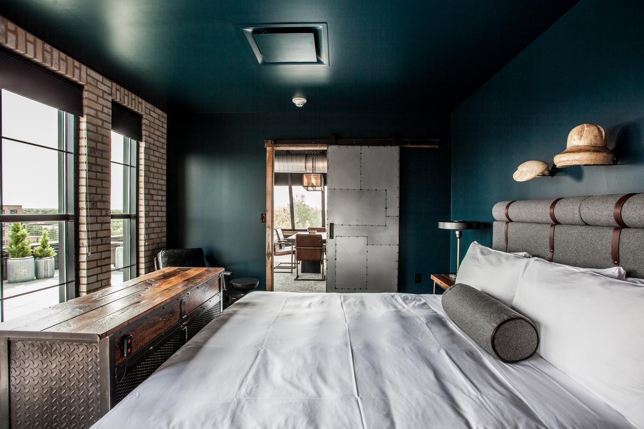 Ironworks Hotel Indy Индианаполис Экстерьер фото