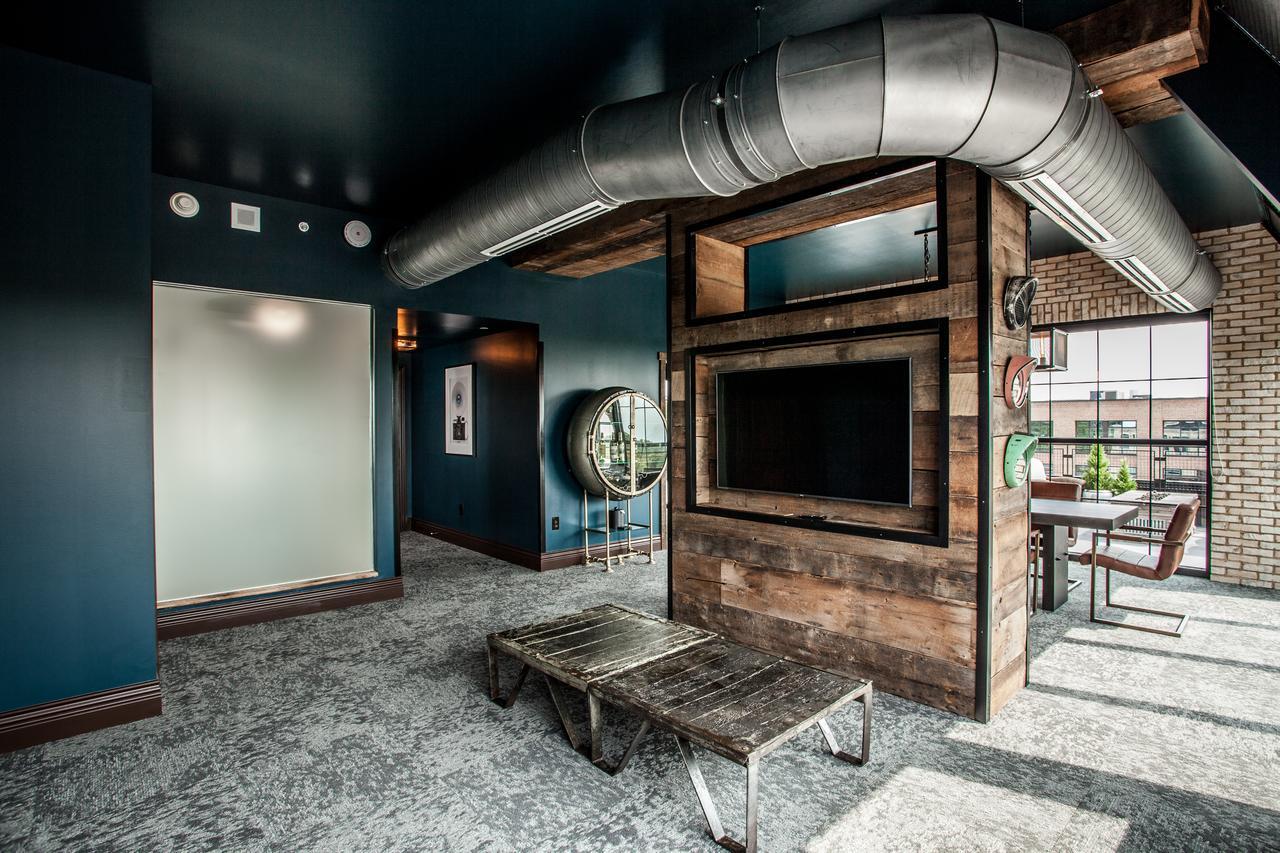 Ironworks Hotel Indy Индианаполис Экстерьер фото