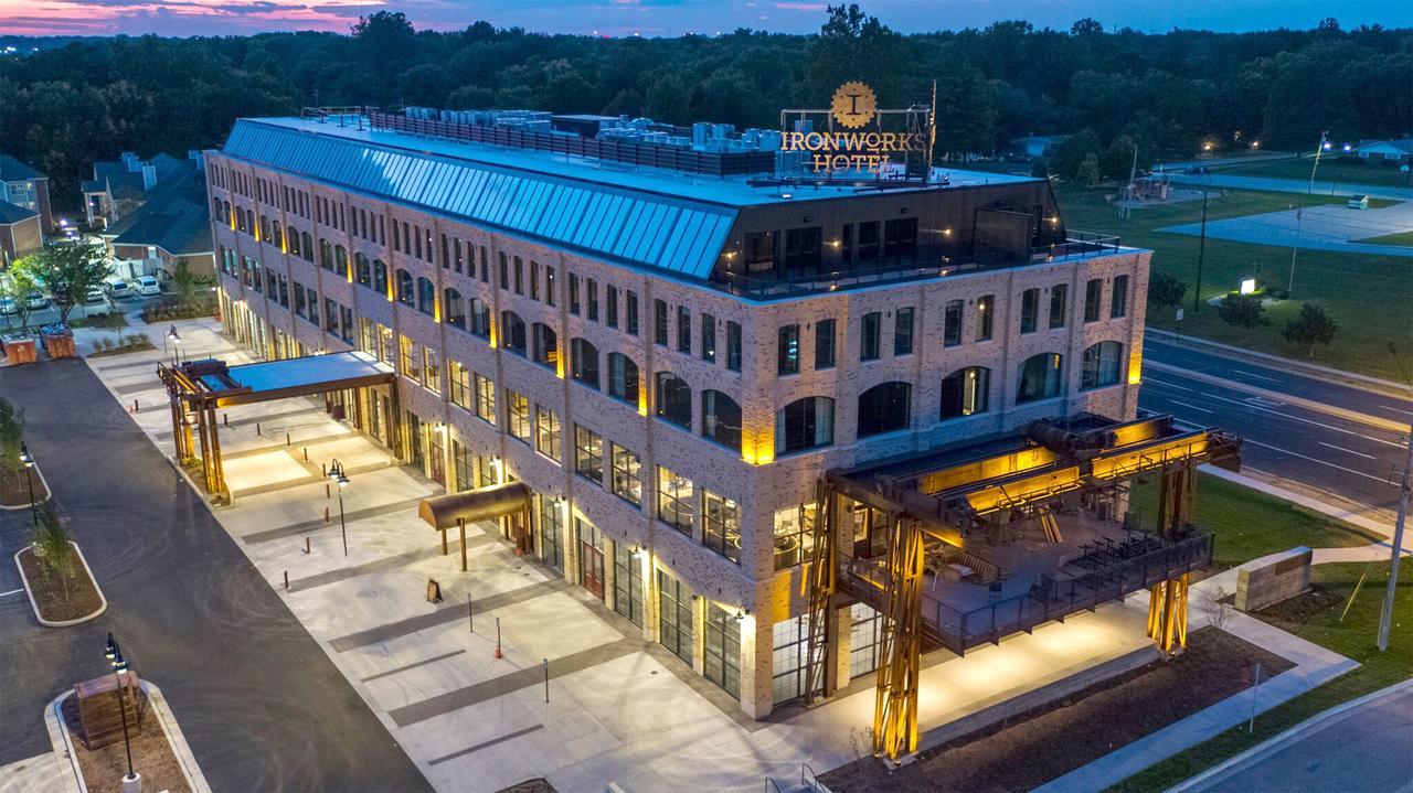 Ironworks Hotel Indy Индианаполис Экстерьер фото