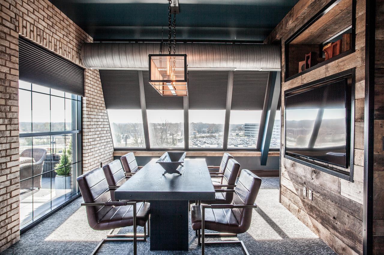 Ironworks Hotel Indy Индианаполис Экстерьер фото