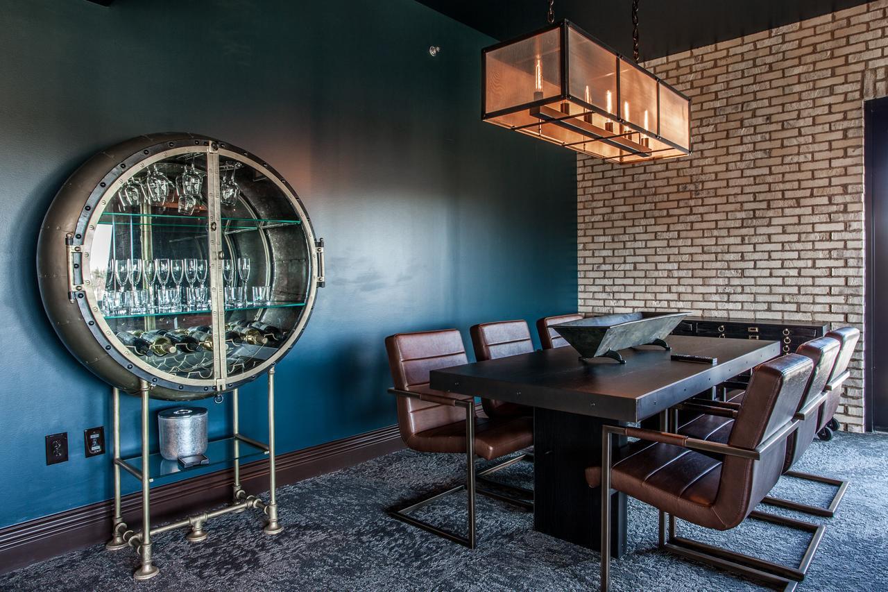 Ironworks Hotel Indy Индианаполис Экстерьер фото