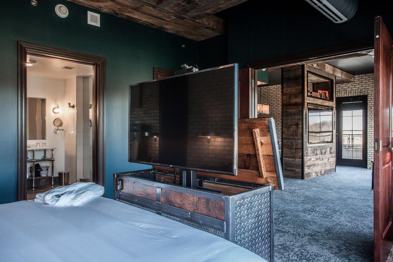 Ironworks Hotel Indy Индианаполис Экстерьер фото