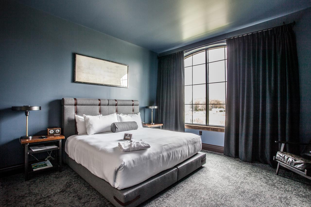 Ironworks Hotel Indy Индианаполис Экстерьер фото