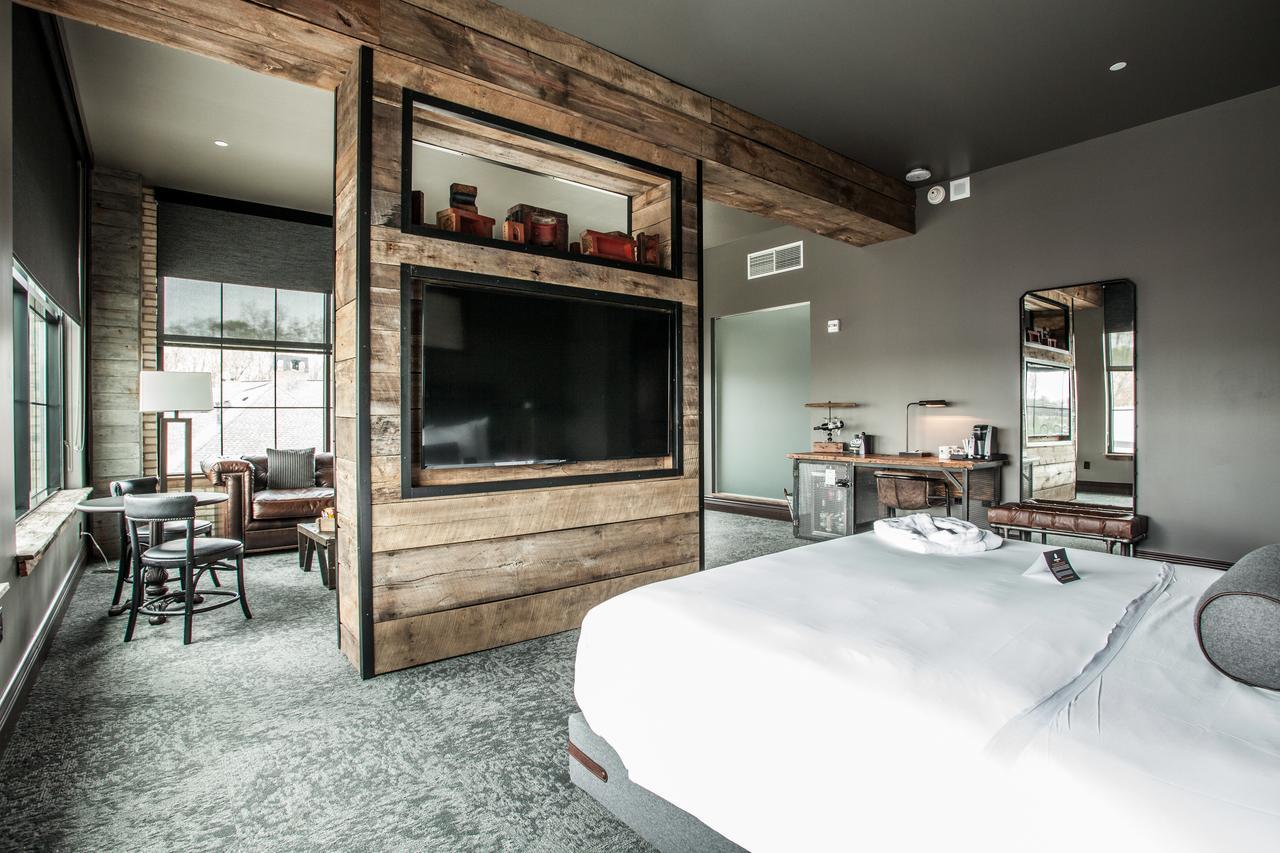 Ironworks Hotel Indy Индианаполис Экстерьер фото